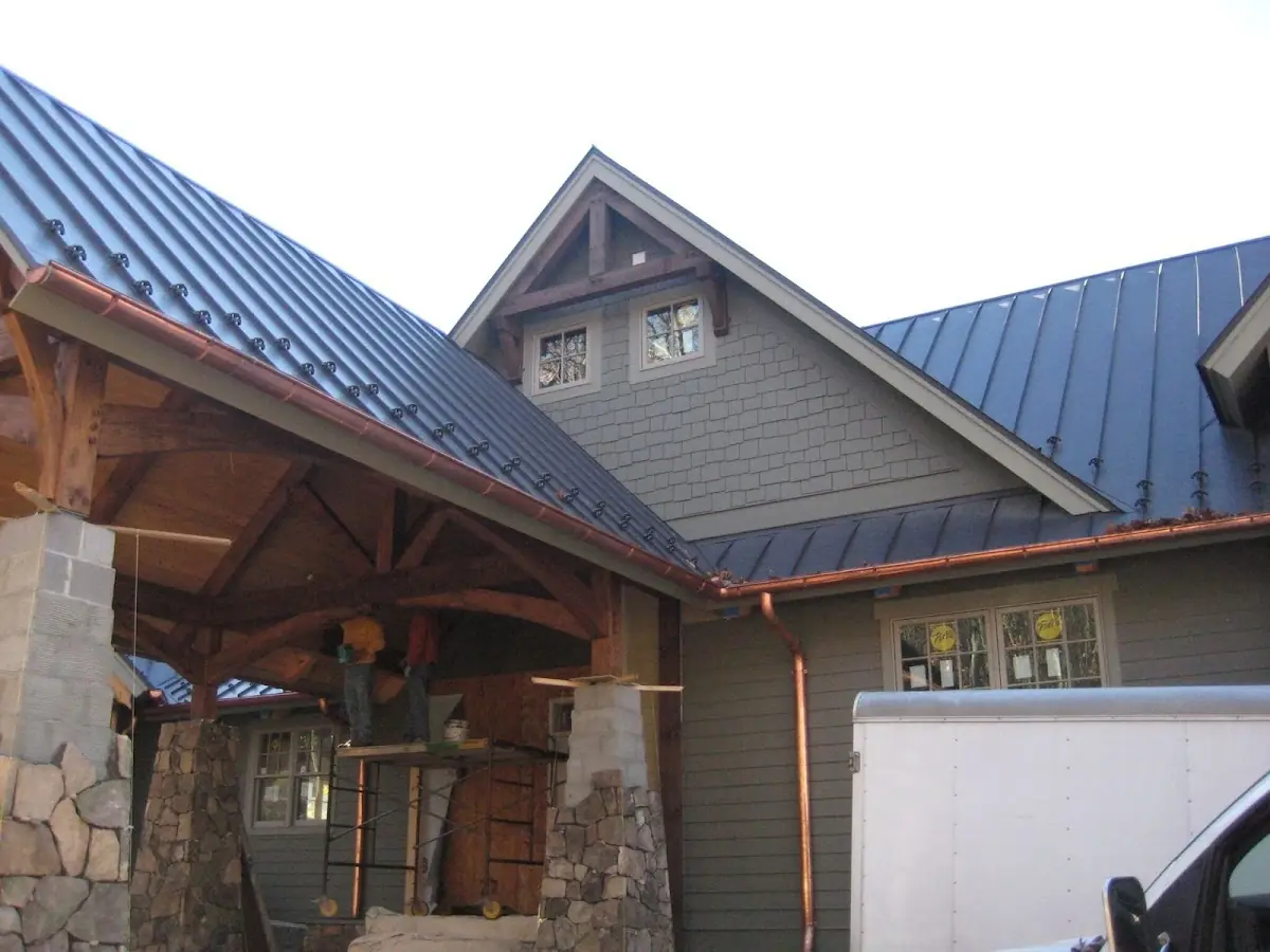 Craftsman Roofing team delivering quality roofing work in Littleton Common